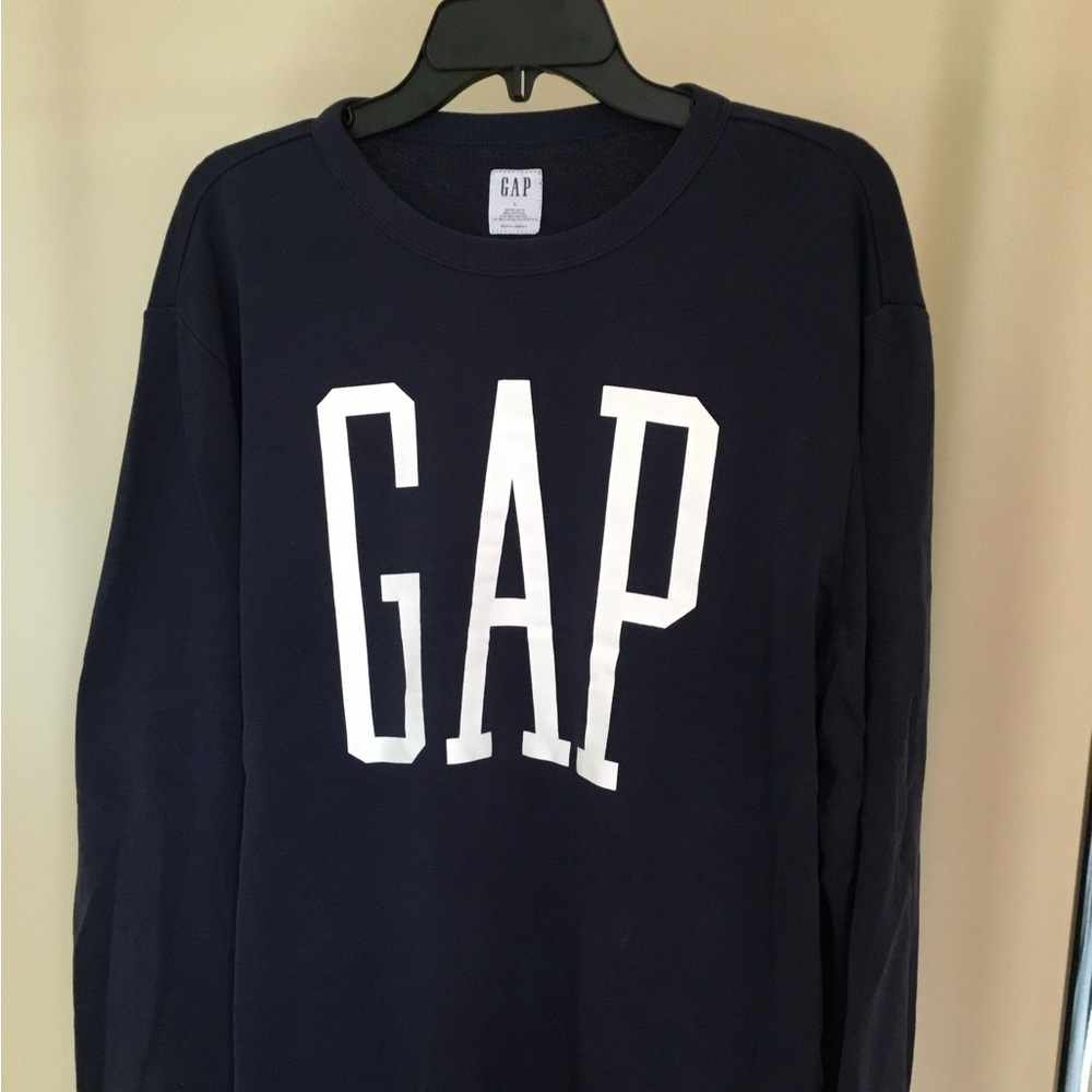 Men’s Gap sweatshirt size Large